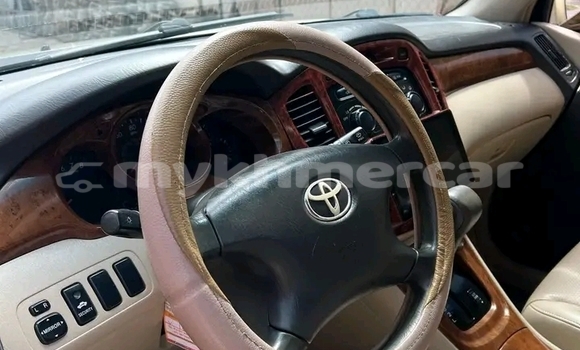 Buy Used Toyota Highlander Other Car in Cheom Ksan in Preah Vihear Province Buy Used Toyota Highlander Other Car in Cheom Ksan in Preah Vihear Province