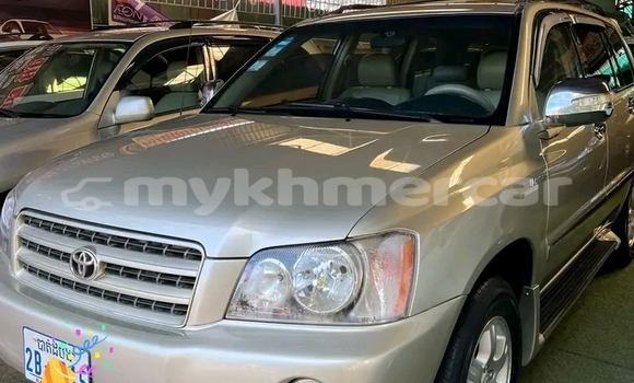 Buy Used Toyota Highlander Other Car in Cheom Ksan in Preah Vihear Province Buy Used Toyota Highlander Other Car in Cheom Ksan in Preah Vihear Province