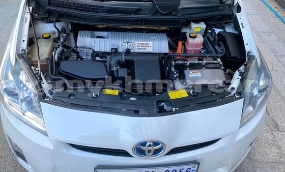 Buy Used Toyota Prius c White Car in Chbar Mon in Kampong Speu Province Buy Used Toyota Prius c White Car in Chbar Mon in Kampong Speu Province