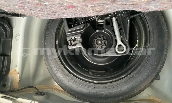 Buy Used Toyota Prius White Car in Cheom Ksan in Preah Vihear Province Buy Used Toyota Prius White Car in Cheom Ksan in Preah Vihear Province