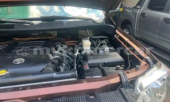 Buy Used Toyota Tundra Black Car in Dăm Thnăm in Kampot Province Buy Used Toyota Tundra Black Car in Dăm Thnăm in Kampot Province