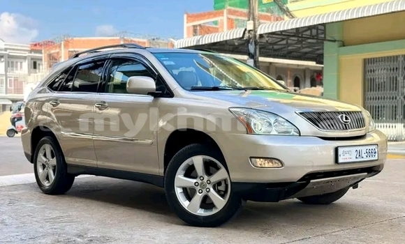 Buy Used Lexus RX 330 Other Car in Cheom Ksan in Preah Vihear Province Buy Used Lexus RX 330 Other Car in Cheom Ksan in Preah Vihear Province