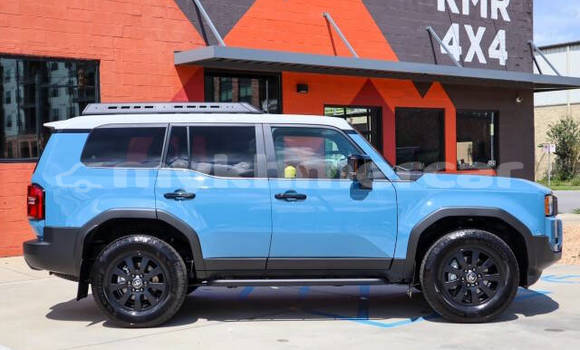 Buy Used Toyota Land Cruiser Other Car in Phnom Penh in Phnom Penh Buy Used Toyota Land Cruiser Other Car in Phnom Penh in Phnom Penh