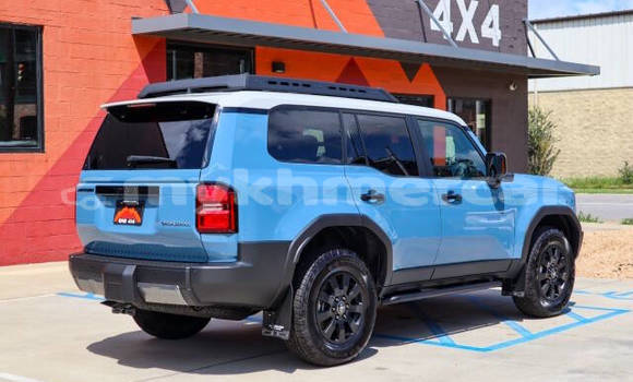 Buy Used Toyota Land Cruiser Other Car in Phnom Penh in Phnom Penh Buy Used Toyota Land Cruiser Other Car in Phnom Penh in Phnom Penh
