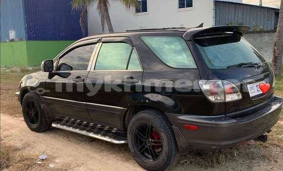 Acheter Occasion Voiture Lexus RX Noir à Cheom Ksan, Preah Vihear Province Acheter Occasion Voiture Lexus RX Noir à Cheom Ksan, Preah Vihear Province