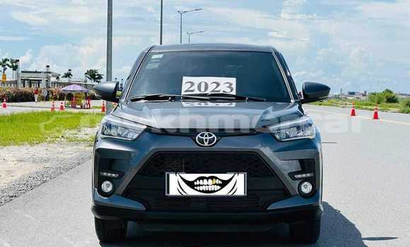 Acheter Occasion Voiture Toyota Ractis Autre à Chbar Mon, Kampong Speu Province Acheter Occasion Voiture Toyota Ractis Autre à Chbar Mon, Kampong Speu Province