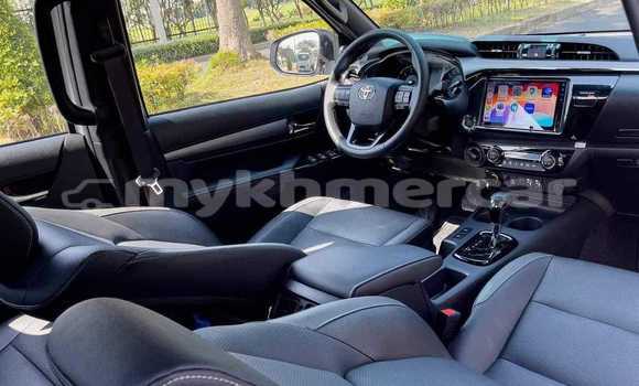 ទិញ បានប្រើ Toyota Ractis White ឡាន} ក្នុង Cheom Ksan ក្នុង Preah Vihear Province ទិញ បានប្រើ Toyota Ractis White ឡាន} ក្នុង Cheom Ksan ក្នុង Preah Vihear Province