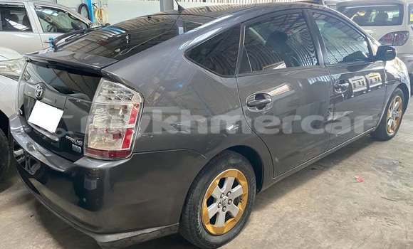 Buy Used Toyota Prius Black Car in Cheom Ksan in Preah Vihear Province Buy Used Toyota Prius Black Car in Cheom Ksan in Preah Vihear Province