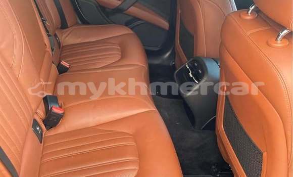 Buy Used Maserati Ghibli White Car in Chbar Mon in Kampong Speu Province Buy Used Maserati Ghibli White Car in Chbar Mon in Kampong Speu Province