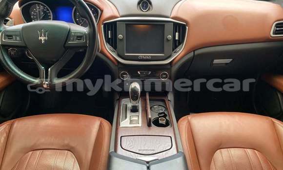 Buy Used Maserati Ghibli White Car in Chbar Mon in Kampong Speu Province Buy Used Maserati Ghibli White Car in Chbar Mon in Kampong Speu Province