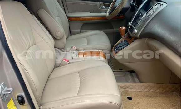 Acheter Occasion Voiture Lexus RX 330 Autre à Chbar Mon, Kampong Speu Province Acheter Occasion Voiture Lexus RX 330 Autre à Chbar Mon, Kampong Speu Province