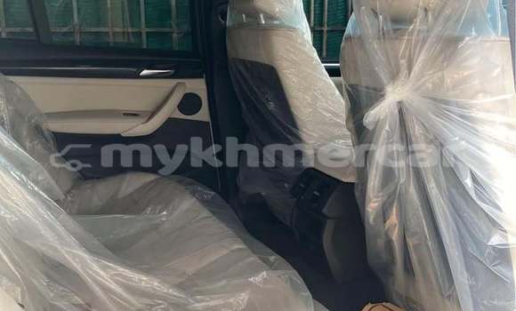 Acheter Occasion Voiture BMW X4 Blanc à Chbar Mon, Kampong Speu Province Acheter Occasion Voiture BMW X4 Blanc à Chbar Mon, Kampong Speu Province