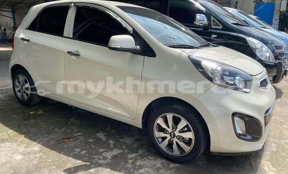 Acheter Occasion Voiture Kia Morning Blanc à Chbar Mon, Kampong Speu Province Acheter Occasion Voiture Kia Morning Blanc à Chbar Mon, Kampong Speu Province