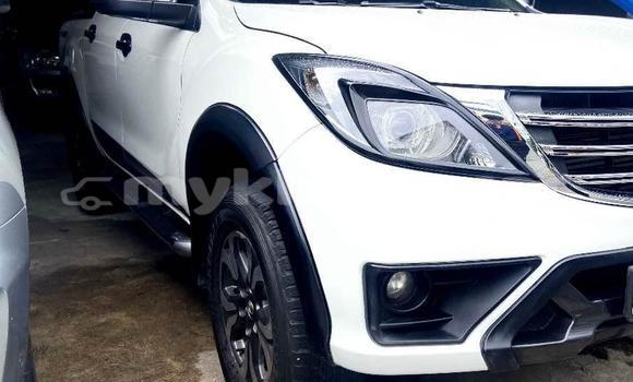 Buy Used Mazda Proceed White Car in Bavet in Svay Rieng Province Buy Used Mazda Proceed White Car in Bavet in Svay Rieng Province