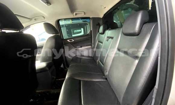 Buy Used Mazda Proceed White Car in Bavet in Svay Rieng Province Buy Used Mazda Proceed White Car in Bavet in Svay Rieng Province