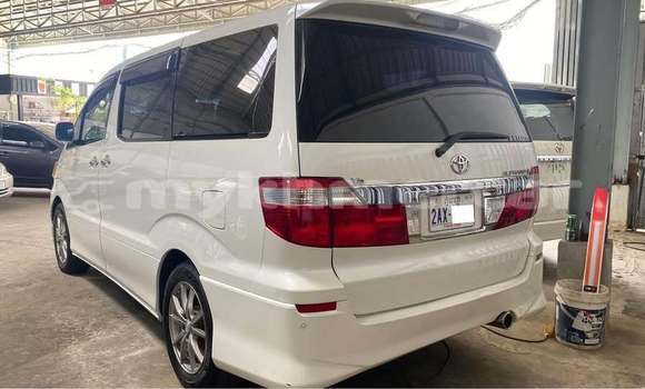 Buy Used Toyota Alphard White Car in Chbar Mon in Kampong Speu Province Buy Used Toyota Alphard White Car in Chbar Mon in Kampong Speu Province