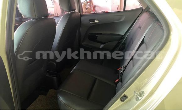 Acheter Occasion Voiture Kia Morning Blanc à Chbar Mon, Kampong Speu Province Acheter Occasion Voiture Kia Morning Blanc à Chbar Mon, Kampong Speu Province