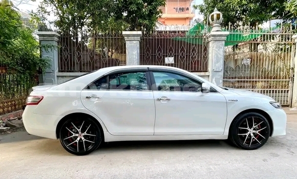 Acheter Occasion Voiture Toyota Camry Blanc à Chbar Mon, Kampong Speu Province Acheter Occasion Voiture Toyota Camry Blanc à Chbar Mon, Kampong Speu Province