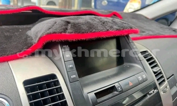 Buy Used Toyota Prius Other Car in Neak Leung in Prey Veng Province