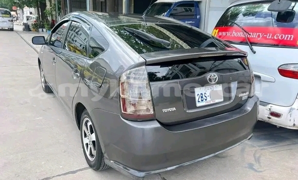 Acheter Occasion Voiture Toyota Prius Autre à Neak Leung, Prey Veng Province Acheter Occasion Voiture Toyota Prius Autre à Neak Leung, Prey Veng Province