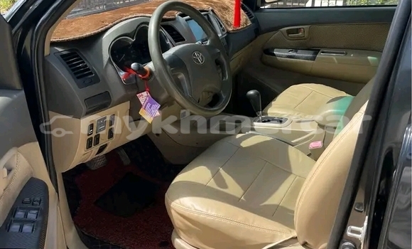Acheter Occasion Voiture Toyota Vigo Noir à Khemarak Phoumin, Koh Kong Province Acheter Occasion Voiture Toyota Vigo Noir à Khemarak Phoumin, Koh Kong Province