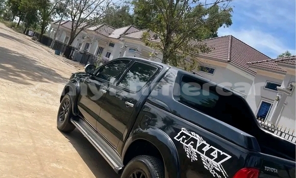 Acheter Occasion Voiture Toyota Vigo Noir à Khemarak Phoumin, Koh Kong Province Acheter Occasion Voiture Toyota Vigo Noir à Khemarak Phoumin, Koh Kong Province