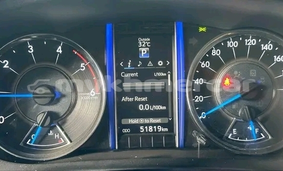 Buy Used Toyota Fortuner White Car in Chbar Mon in Kampong Speu Province Buy Used Toyota Fortuner White Car in Chbar Mon in Kampong Speu Province