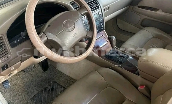 Acheter Occasion Voiture Lexus IS Noir à Thmar Kol, Battambang Province Acheter Occasion Voiture Lexus IS Noir à Thmar Kol, Battambang Province