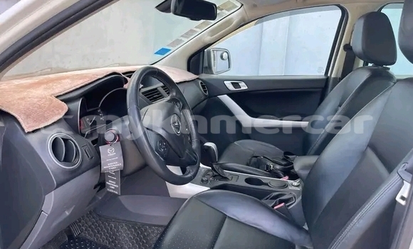 Acheter Occasion Voiture Mazda BT-50 Autre à Chbar Mon, Kampong Speu Province Acheter Occasion Voiture Mazda BT-50 Autre à Chbar Mon, Kampong Speu Province