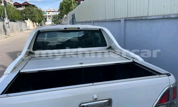 Acheter Occasion Voiture Mazda BT-50 Autre à Chbar Mon, Kampong Speu Province Acheter Occasion Voiture Mazda BT-50 Autre à Chbar Mon, Kampong Speu Province