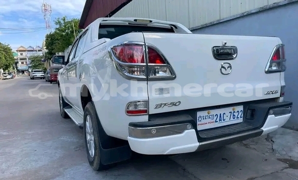 Acheter Occasion Voiture Mazda BT-50 Autre à Chbar Mon, Kampong Speu Province Acheter Occasion Voiture Mazda BT-50 Autre à Chbar Mon, Kampong Speu Province