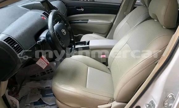 Acheter Occasion Voiture Toyota Prius Blanc à Kratié, Kratie Province Acheter Occasion Voiture Toyota Prius Blanc à Kratié, Kratie Province