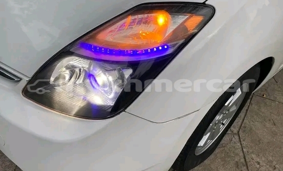 Acheter Occasion Voiture Toyota Prius Blanc à Bavet, Svay Rieng Province Acheter Occasion Voiture Toyota Prius Blanc à Bavet, Svay Rieng Province