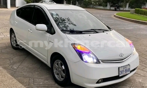 Acheter Occasion Voiture Toyota Prius Blanc à Bavet, Svay Rieng Province Acheter Occasion Voiture Toyota Prius Blanc à Bavet, Svay Rieng Province