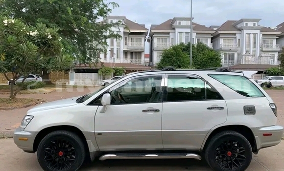 Acheter Occasion Voiture Lexus RX 300 Autre à Phnom Srok, Banteay Meanchey Province Acheter Occasion Voiture Lexus RX 300 Autre à Phnom Srok, Banteay Meanchey Province