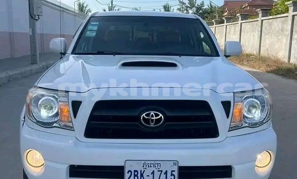 Acheter Occasion Voiture Toyota Tacoma Blanc à Chbar Mon, Kampong Speu Province Acheter Occasion Voiture Toyota Tacoma Blanc à Chbar Mon, Kampong Speu Province