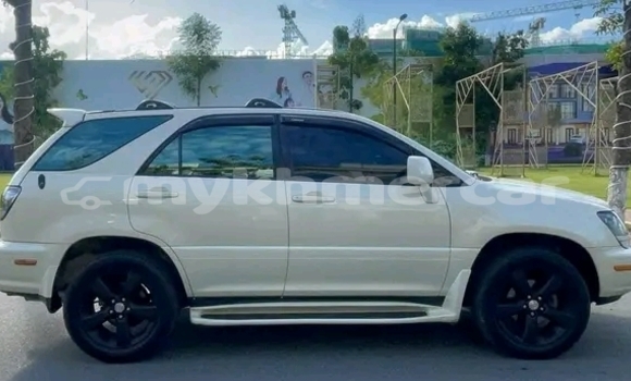 Buy Used Lexus RX 330 Other Car in Chbar Mon in Kampong Speu Province Buy Used Lexus RX 330 Other Car in Chbar Mon in Kampong Speu Province