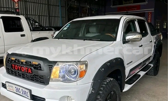 Buy Used Toyota Tacoma White Car in Chbar Mon in Kampong Speu Province Buy Used Toyota Tacoma White Car in Chbar Mon in Kampong Speu Province