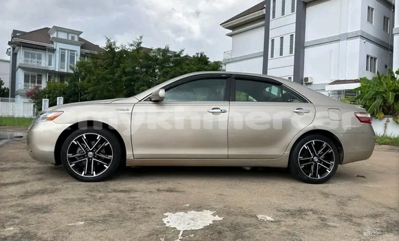 Buy Used Toyota Camry Other Car in Chbar Mon in Kampong Speu Province Buy Used Toyota Camry Other Car in Chbar Mon in Kampong Speu Province