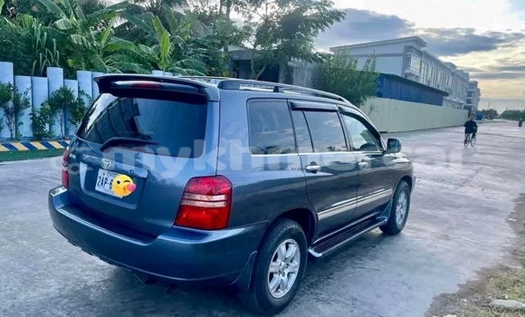 Buy Used Toyota Highlander Black Car in Kampong Chhnang in Kampong Chhnang Province Buy Used Toyota Highlander Black Car in Kampong Chhnang in Kampong Chhnang Province