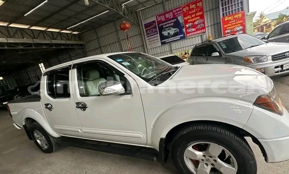 Buy Used Nissan Frontier White Car in Chbar Mon in Kampong Speu Province Buy Used Nissan Frontier White Car in Chbar Mon in Kampong Speu Province