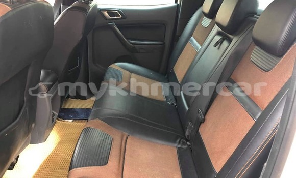 Buy Used Ford Windstar White Car in Phnom Penh in Phnom Penh Buy Used Ford Windstar White Car in Phnom Penh in Phnom Penh