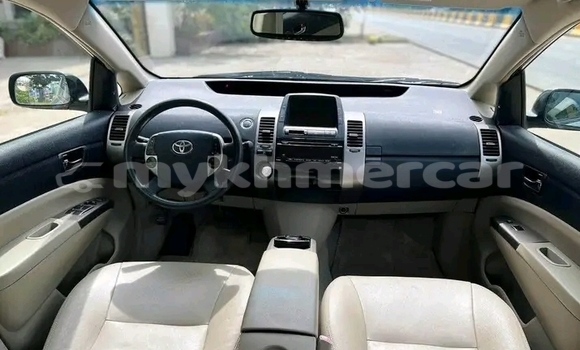 Buy Used Toyota Prius Other Car in Cheom Ksan in Preah Vihear Province Buy Used Toyota Prius Other Car in Cheom Ksan in Preah Vihear Province