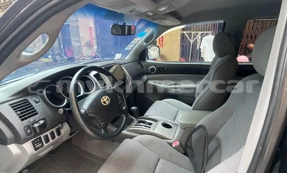 Buy Used Toyota Tacoma Beige Car in Chbar Mon in Kampong Speu Province Buy Used Toyota Tacoma Beige Car in Chbar Mon in Kampong Speu Province