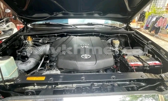 Buy Used Toyota Tacoma Beige Car in Chbar Mon in Kampong Speu Province Buy Used Toyota Tacoma Beige Car in Chbar Mon in Kampong Speu Province