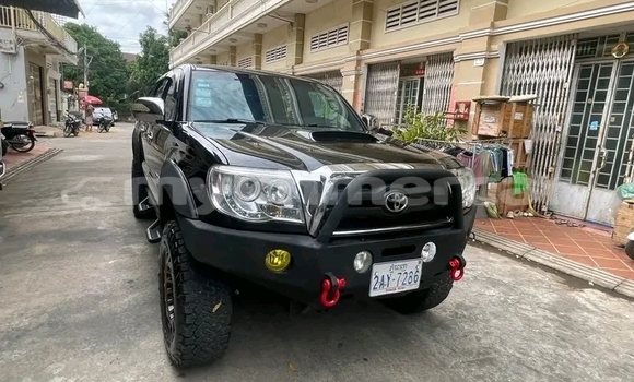 Buy Used Toyota Tacoma Beige Car in Chbar Mon in Kampong Speu Province Buy Used Toyota Tacoma Beige Car in Chbar Mon in Kampong Speu Province