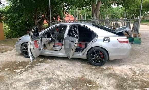 Buy Used Toyota Camry Other Car in Banteay Meanchey in Banteay Meanchey Province Buy Used Toyota Camry Other Car in Banteay Meanchey in Banteay Meanchey Province