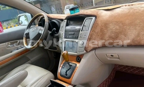 Buy Used Lexus RX 330 White Car in Kampot in Kampot Province Buy Used Lexus RX 330 White Car in Kampot in Kampot Province