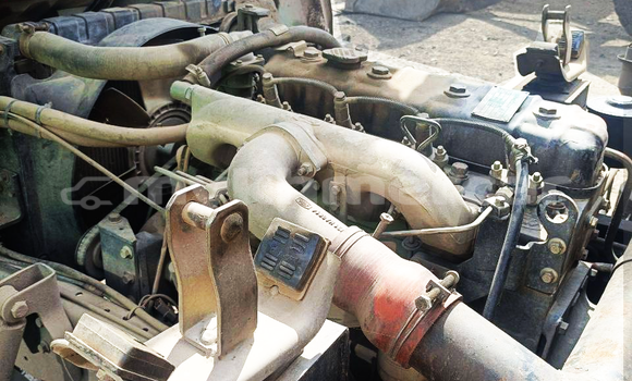 Buy Used Hyundai H200 Green Truck in Phnom Penh in Phnom Penh Buy Used Hyundai H200 Green Truck in Phnom Penh in Phnom Penh