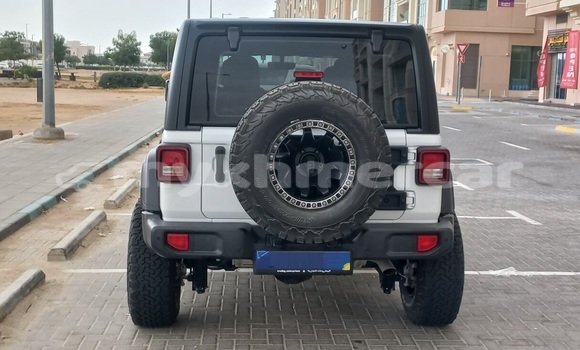 Buy Used Jeep Wrangler White Car in Phnom Penh in Phnom Penh Buy Used Jeep Wrangler White Car in Phnom Penh in Phnom Penh